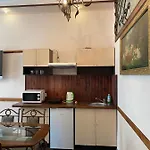 на вулиці лесі українки 19 Aparthotel
