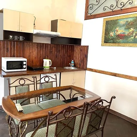 на вулиці лесі українки 19 Apartahotel