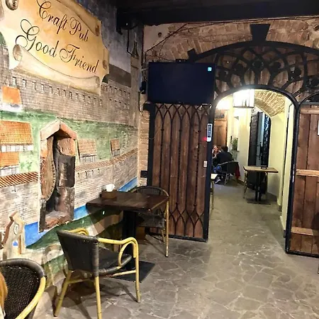 на вулиці лесі українки 19 *