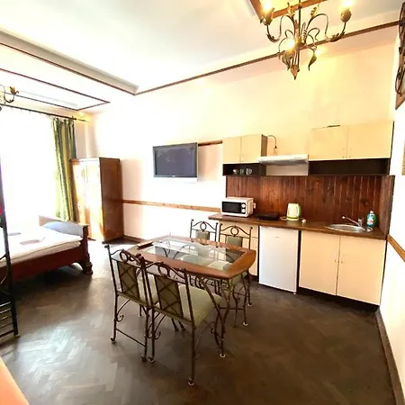 Aparthotel на вулиці лесі українки 19