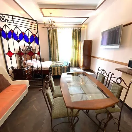 на вулиці лесі українки 19 Aparthotel