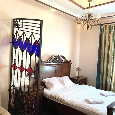 на вулиці лесі українки 19 кв 9 Львов