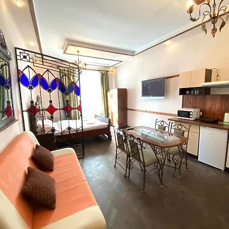 на вулиці лесі українки 19 Aparthotel Lviv