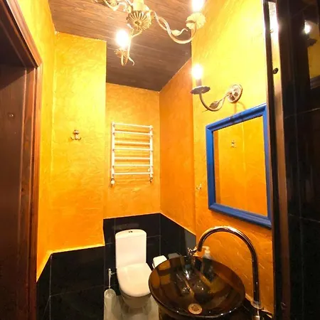 Aparthotel на вулиці лесі українки 19 *