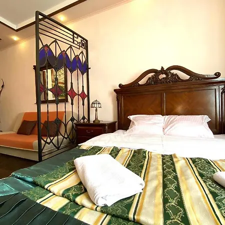 на вулиці лесі українки 19 Aparthotel