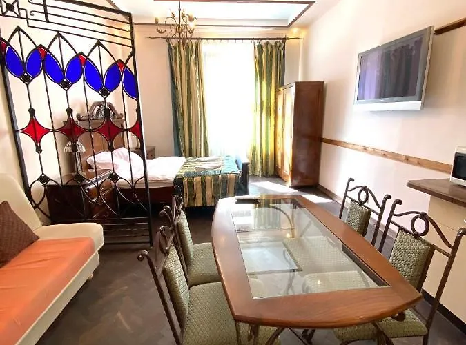 на вулиці лесі українки 19 Aparthotel