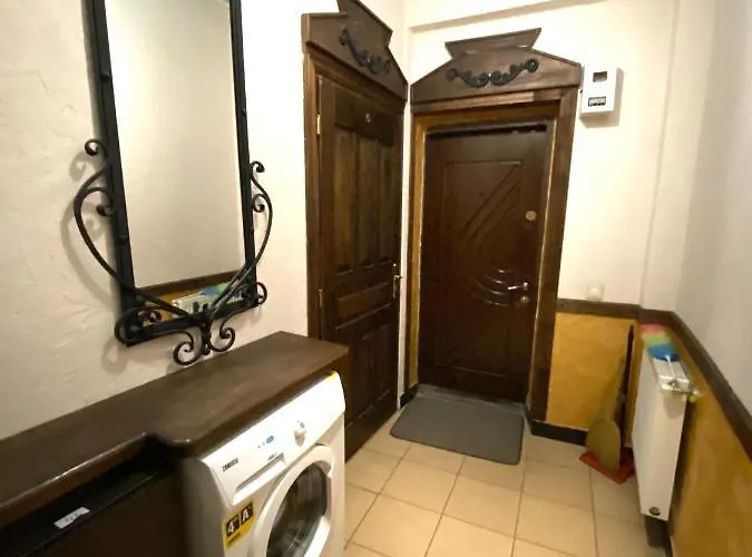 на вулиці лесі українки 19 * Lviv