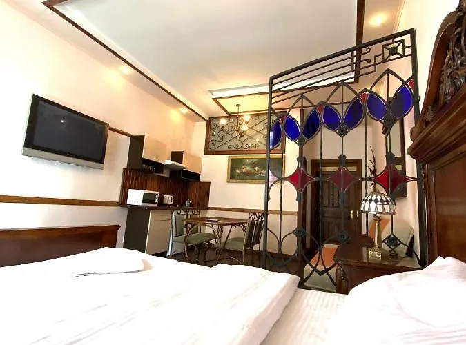 Aparthotel на вулиці лесі українки 19 *