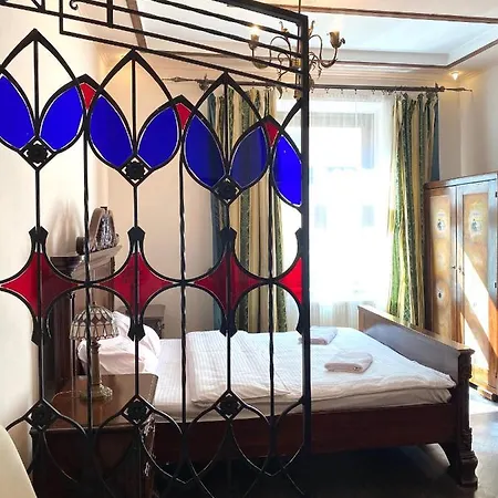 на вулиці лесі українки 19 Lviv