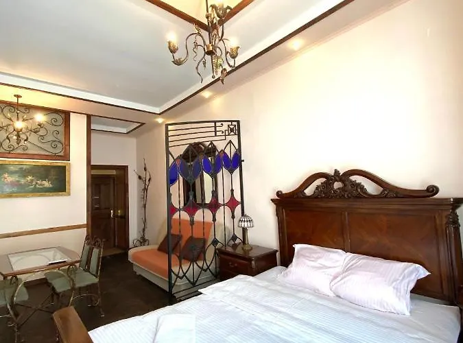 на вулиці лесі українки 19 Apartahotel Leópolis